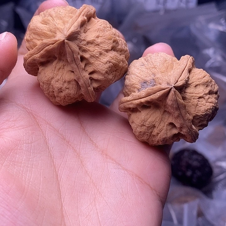 把件文玩核桃   64