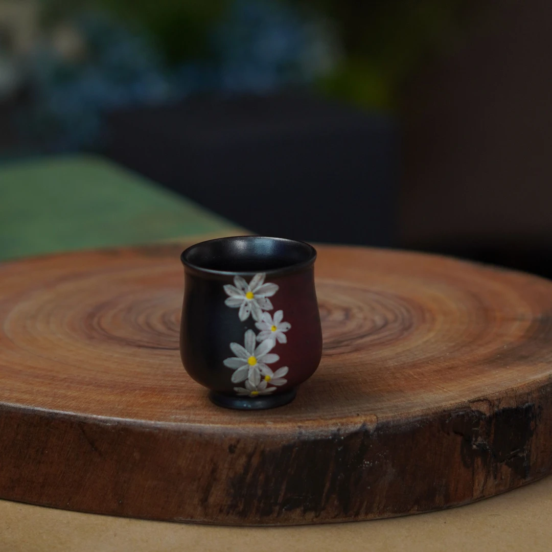 墨染芳华手绘堆料雏菊直口杯