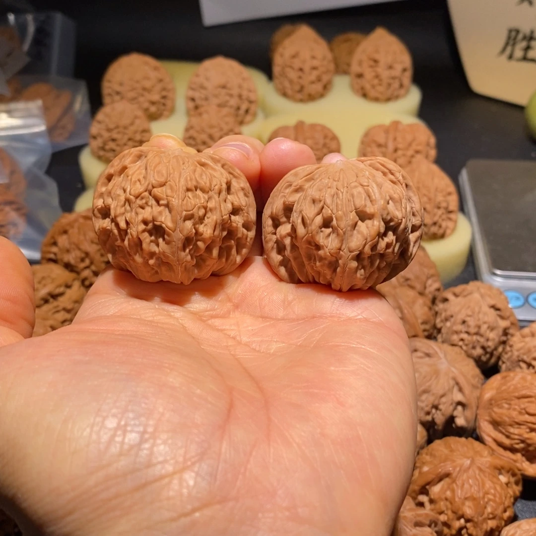 文玩核桃吊坠蝴蝶磨41+