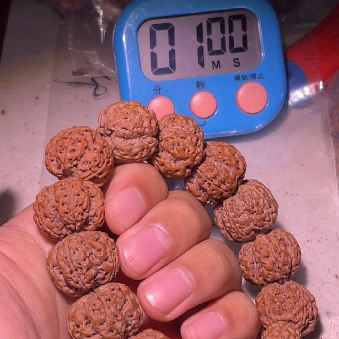 亲***沿金刚菩提吊坠大金刚