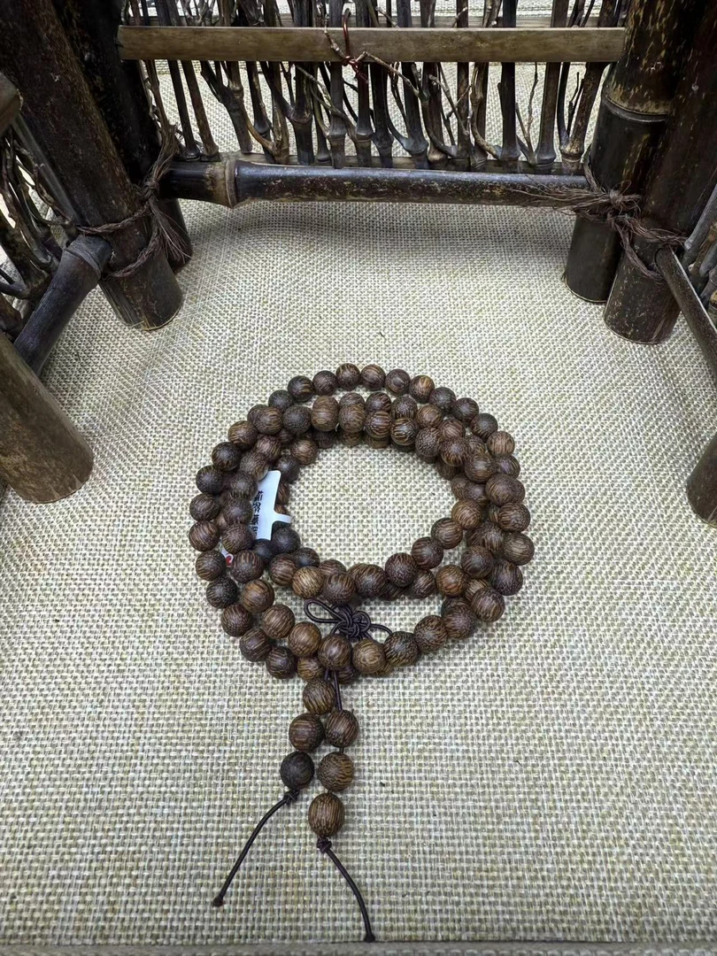 A31龙二文玩成品木串