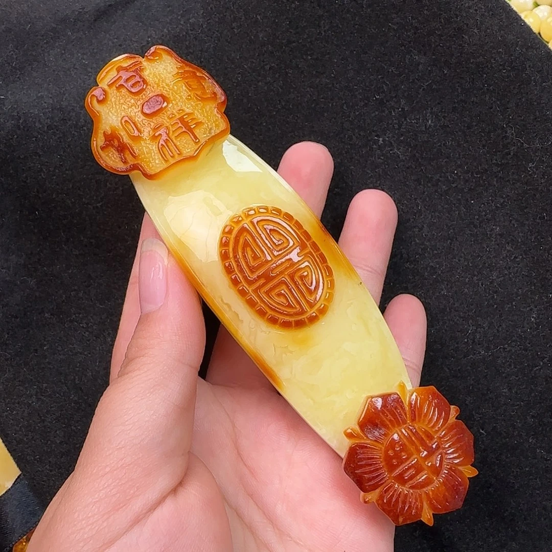 蜜蜡未镶嵌珠宝奇石微粉