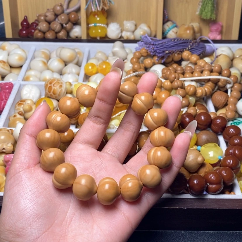 【闪购商品】吊坠猴头核桃天****的