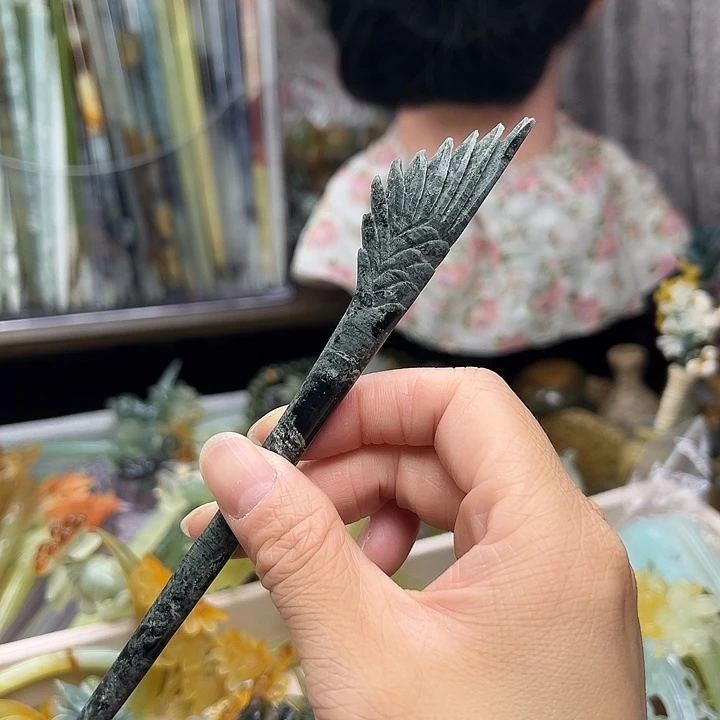 蛇纹石玉未镶嵌发簪