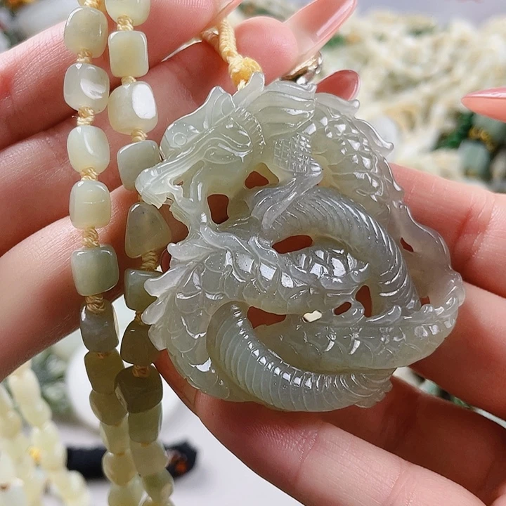 未镶嵌和田玉挂件