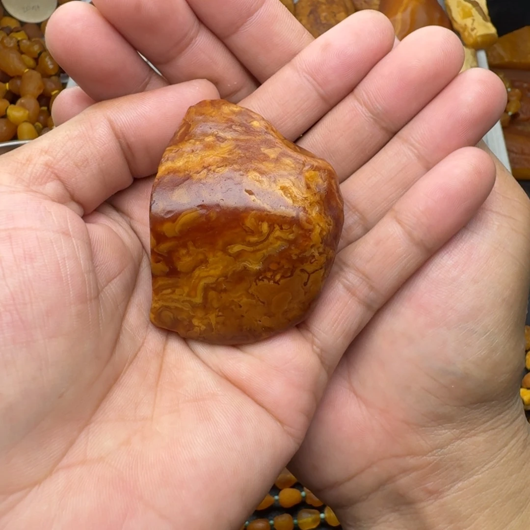 未镶嵌琥珀裸石天然蜜蜡