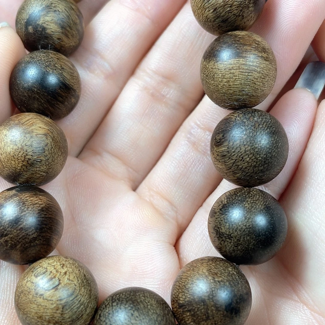 向***莲手串沉香白棋瘤疤