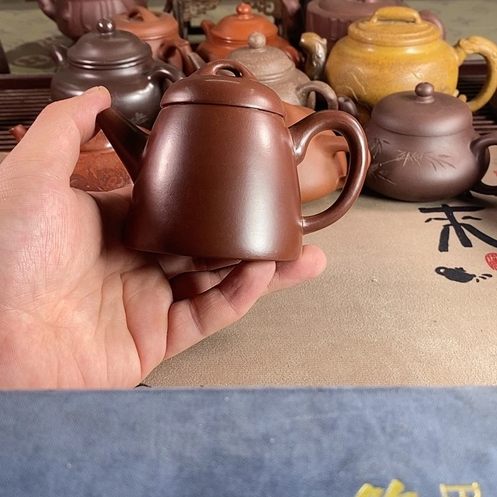 茶壶段泥紫砂的微瑕