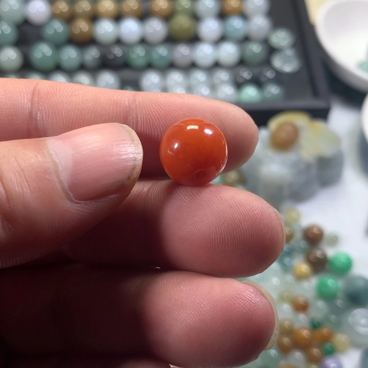 翡翠散珠烧红珠子