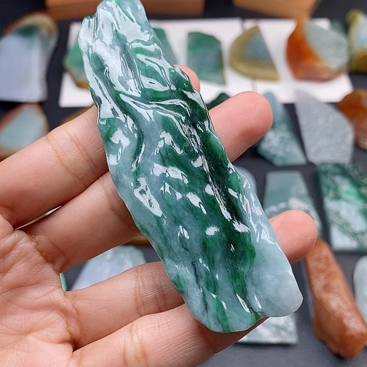 定制翡翠未镶嵌翡翠