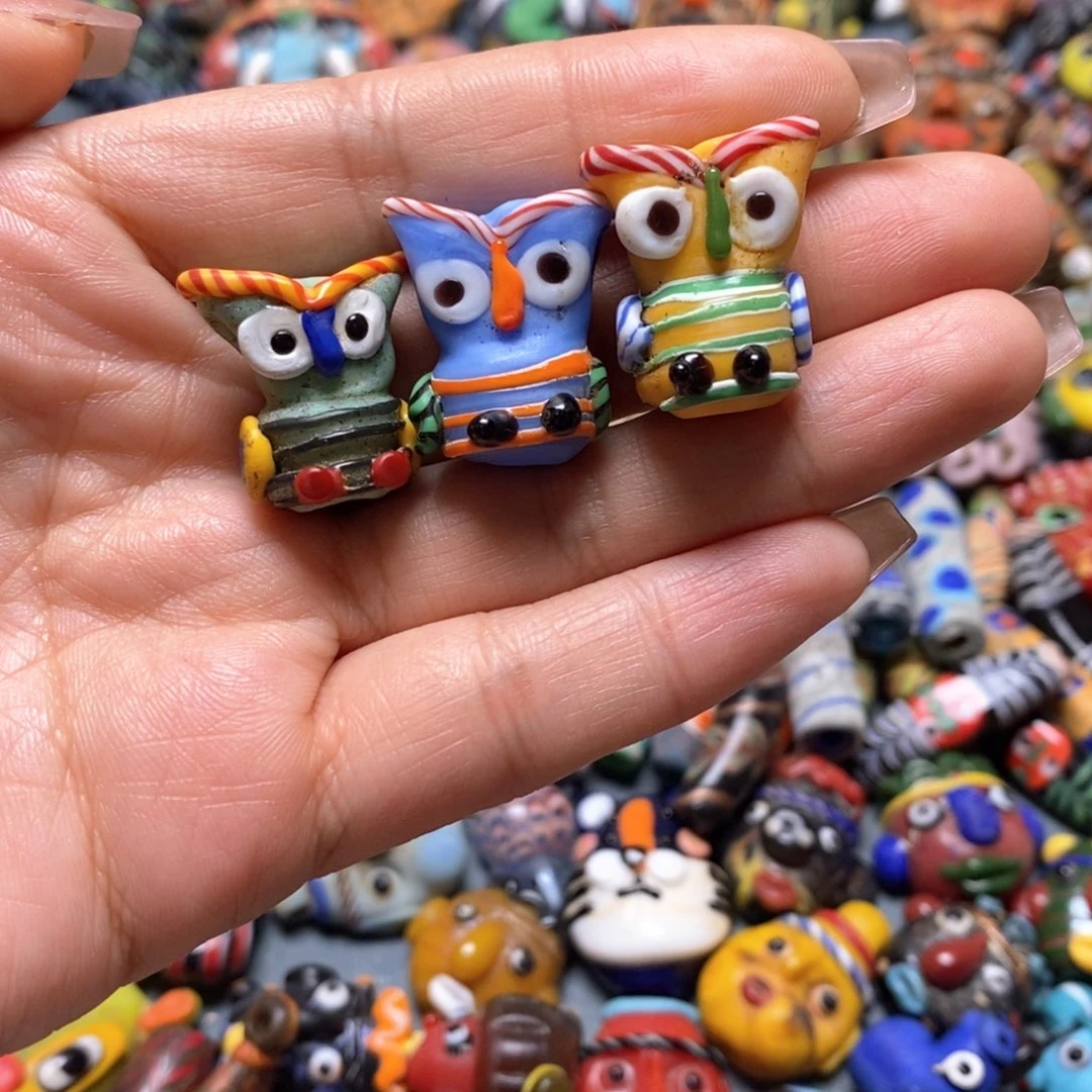 琉璃颈饰印度尼西亚猫头鹰一个