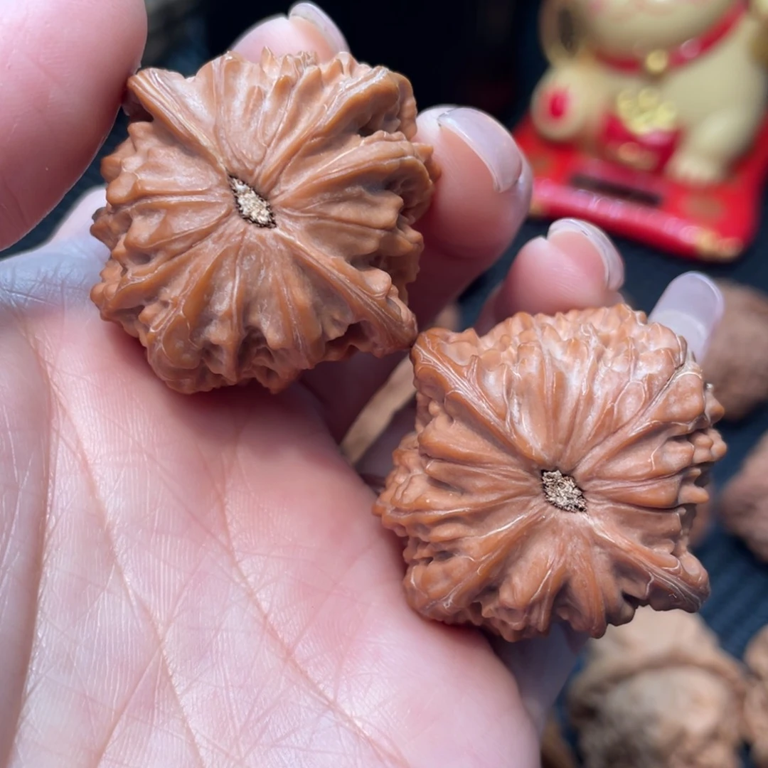 文玩核桃把件磨盘3.8全品