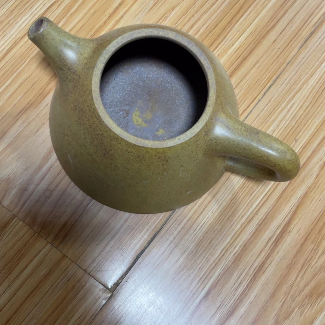 底槽青茶壶紫砂艺术作品