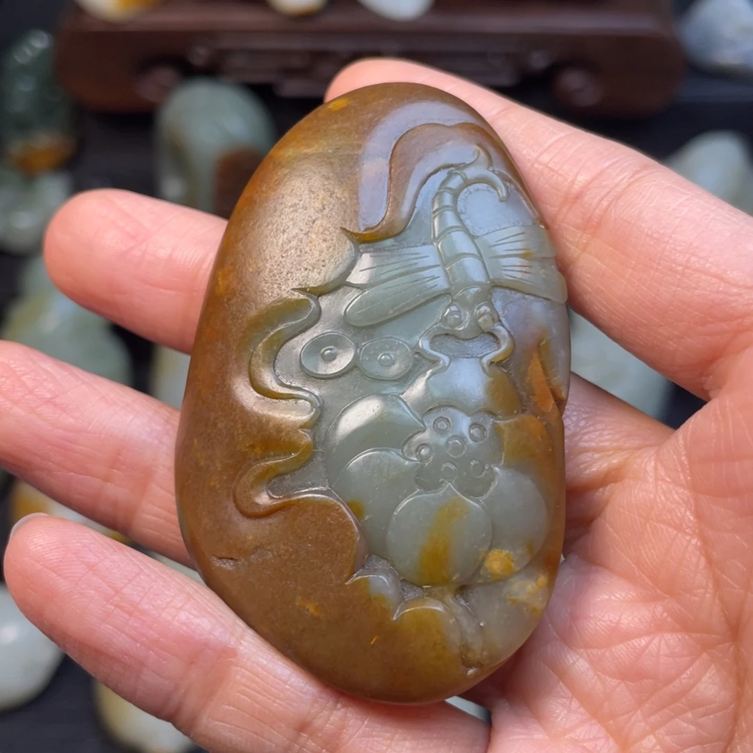 和田玉未镶嵌挂件