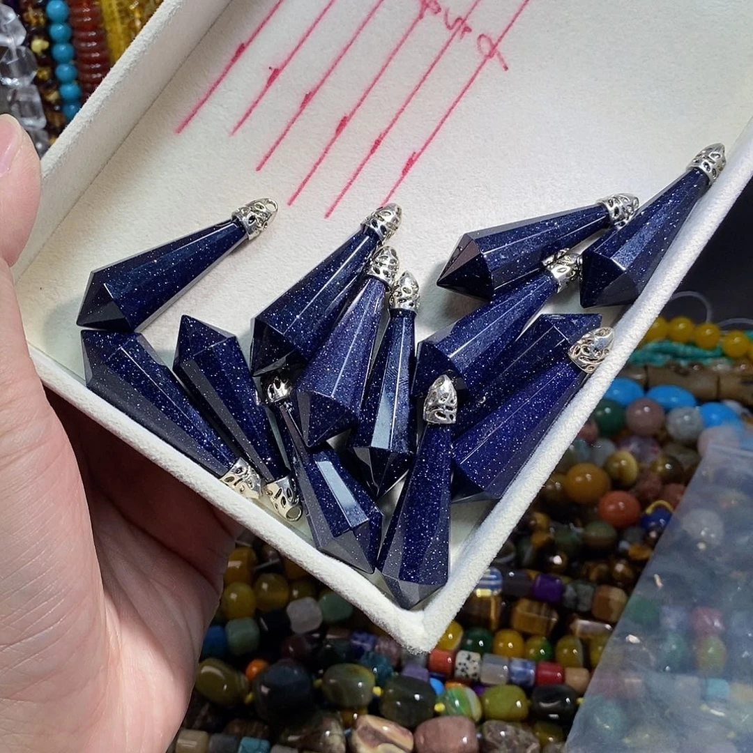 石英质玉未镶嵌，2个，蓝沙切面吊坠17×55mm，
