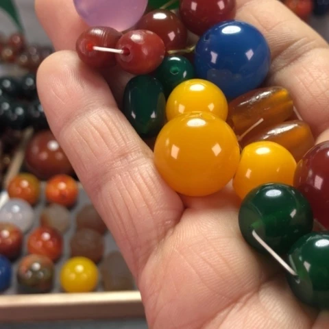 未镶嵌颈饰玛瑙/玉髓程*友