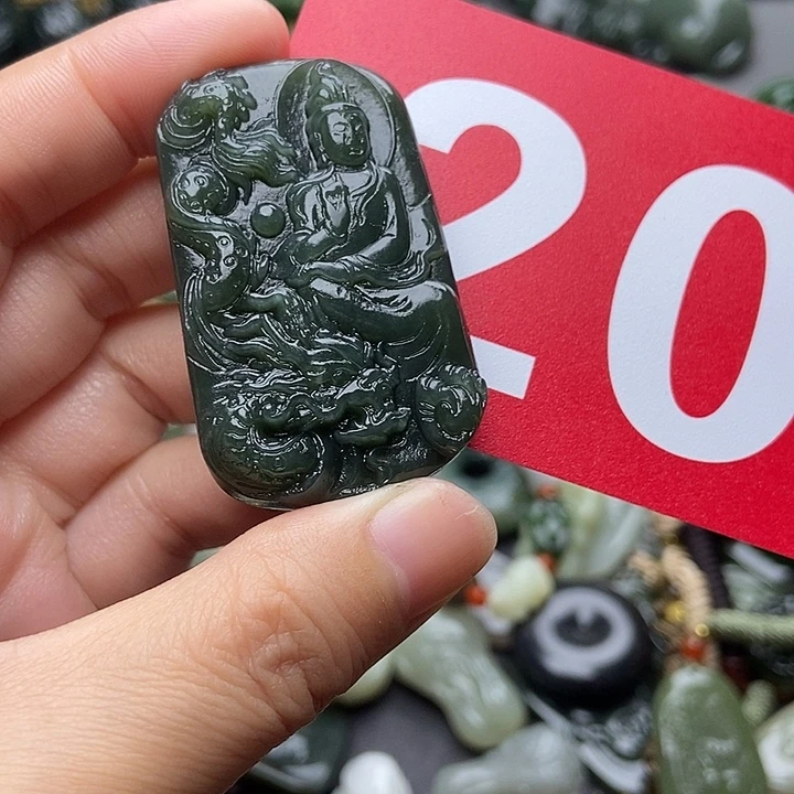 和田玉未镶嵌颈饰