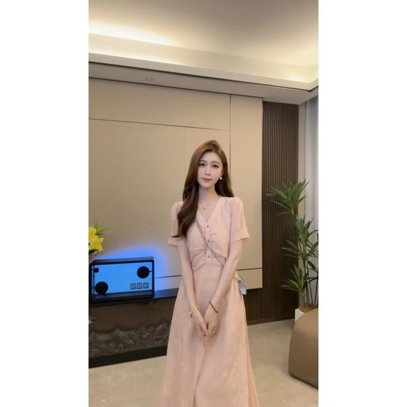 【鹿百万】2025夏女新法式粉色印花收腰连衣裙TY6816