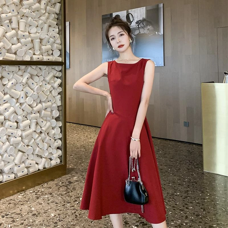 红色a字小黑裙连衣裙裙子女夏新款高级感气质无袖性感收腰中长裙