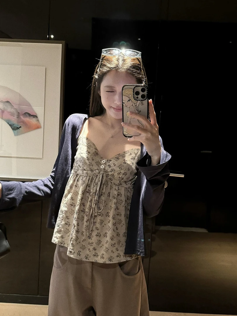 V领抽绳系带碎花吊带小衫+简约百搭防晒开衫套装 6021