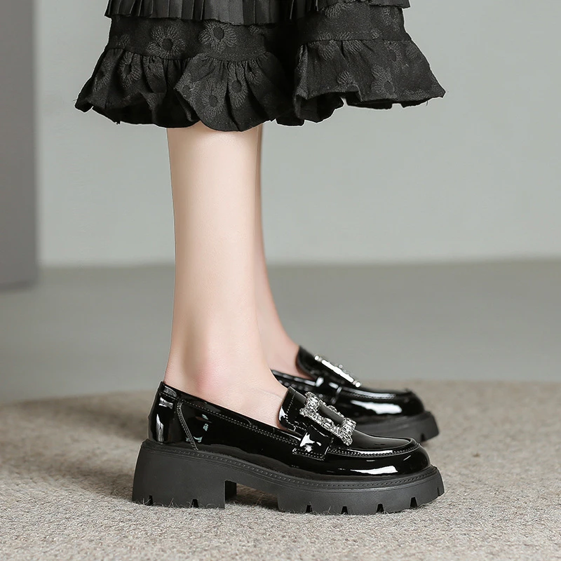 乐福鞋时尚皮鞋松糕方扣鞋圆头春季款女女2025亮面水钻英伦风厚底