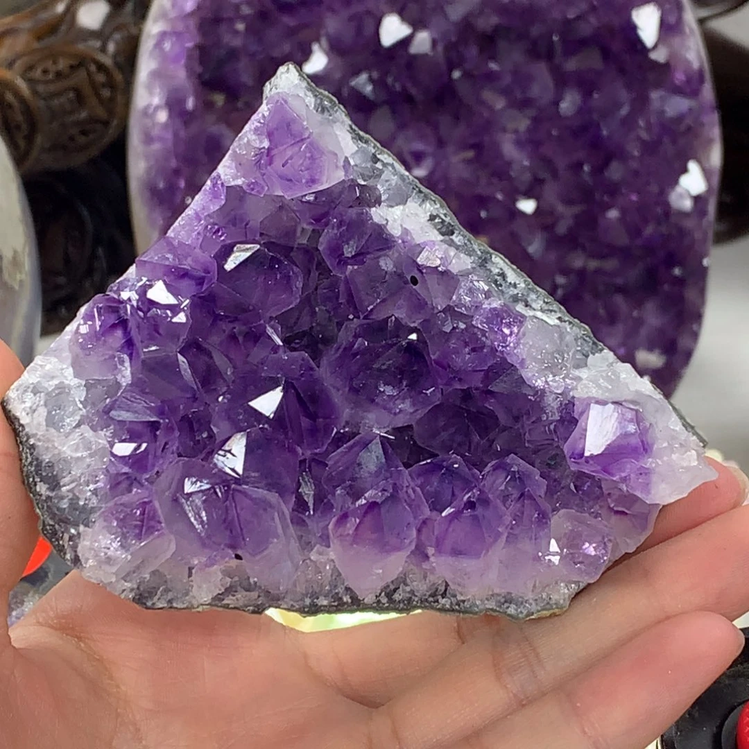 未镶嵌水晶大型摆件（非配饰）