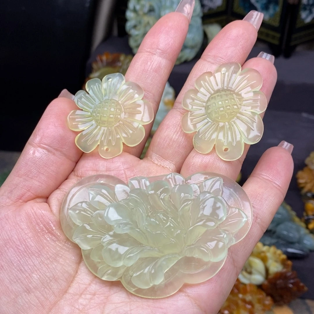 蛇纹石玉未镶嵌吊坠(赠链)我****心