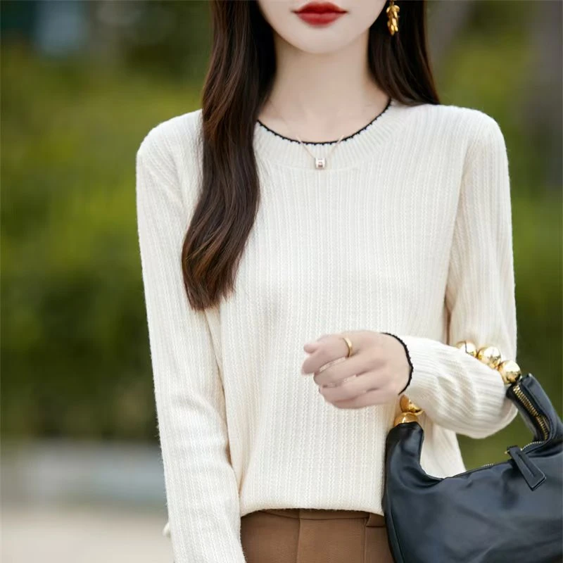 春季新款女装圆领打底衫宽松春节内搭洋气针织女款上衣百搭毛衣