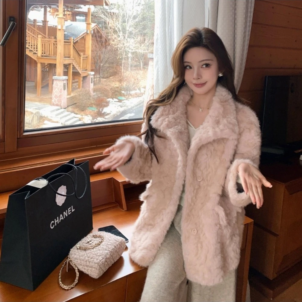 【白日豆蔻】翻领环保皮毛一体外套女2025冬季保暖气质千金毛毛上衣