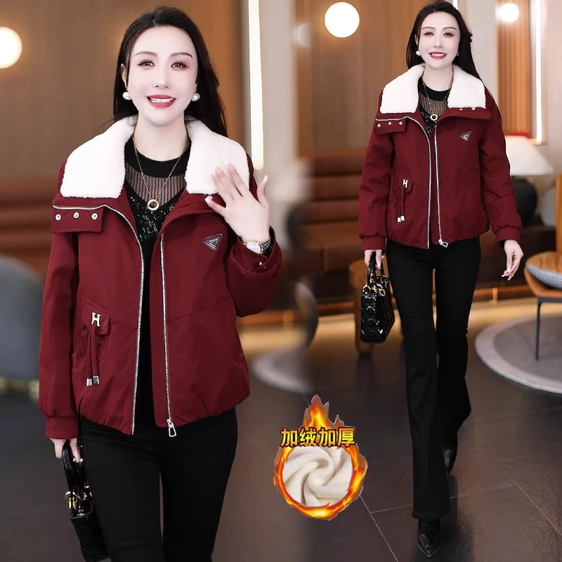 加绒加厚短外套女今年流行冬季新款洋气显瘦保暖翻领派克棉服时髦