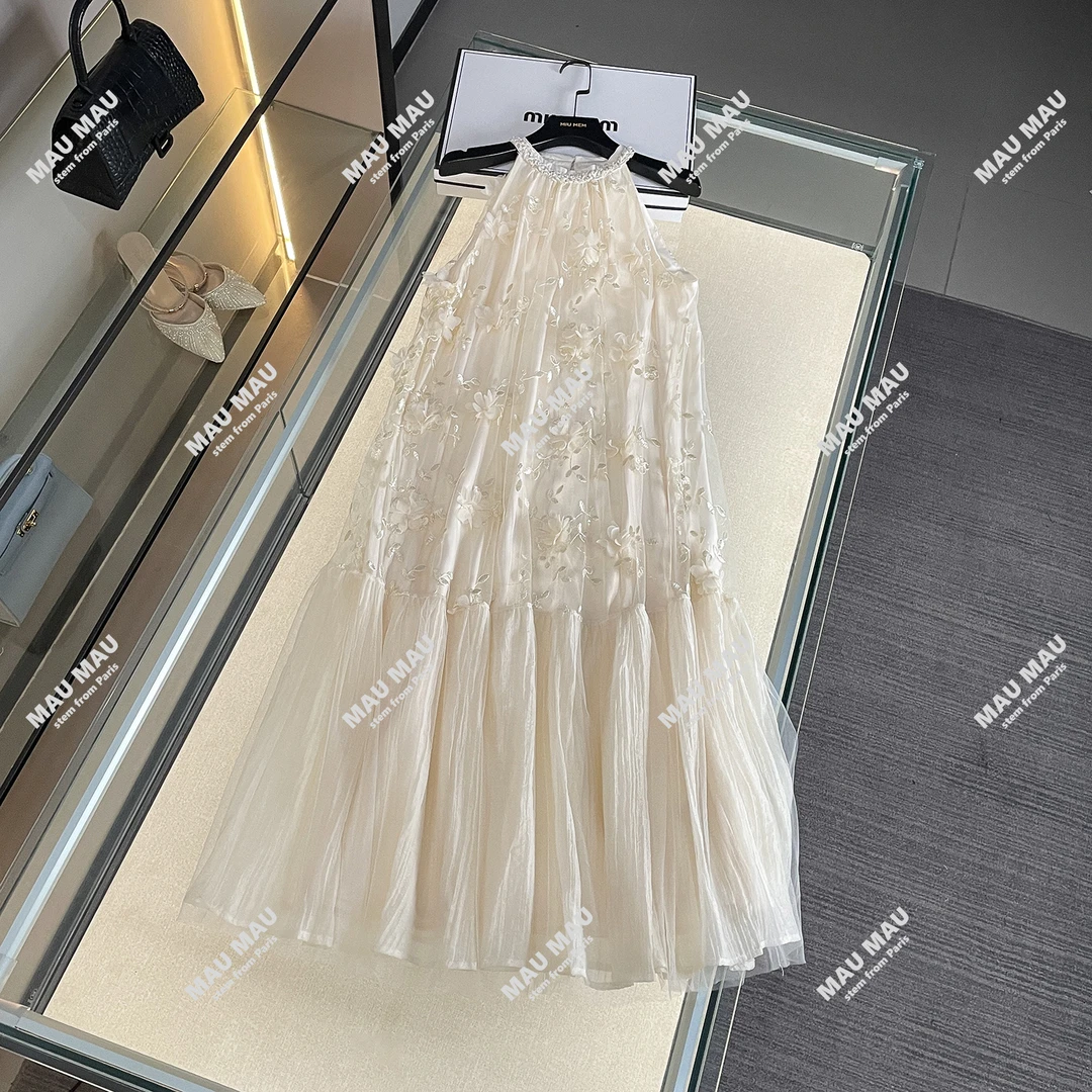 现货【夏日之仙】新款度假风立体网纱网纱长款挂脖连衣裙DY7135