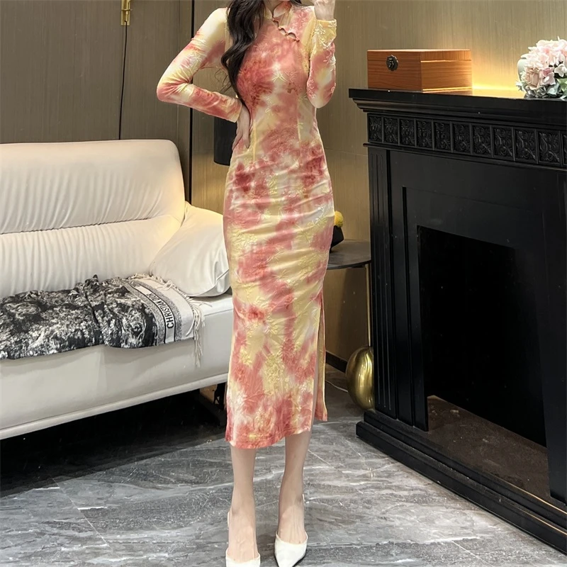 气质女人味轻奢立领长袖烧花扎染刺绣花色印花显瘦包身开衩连衣裙