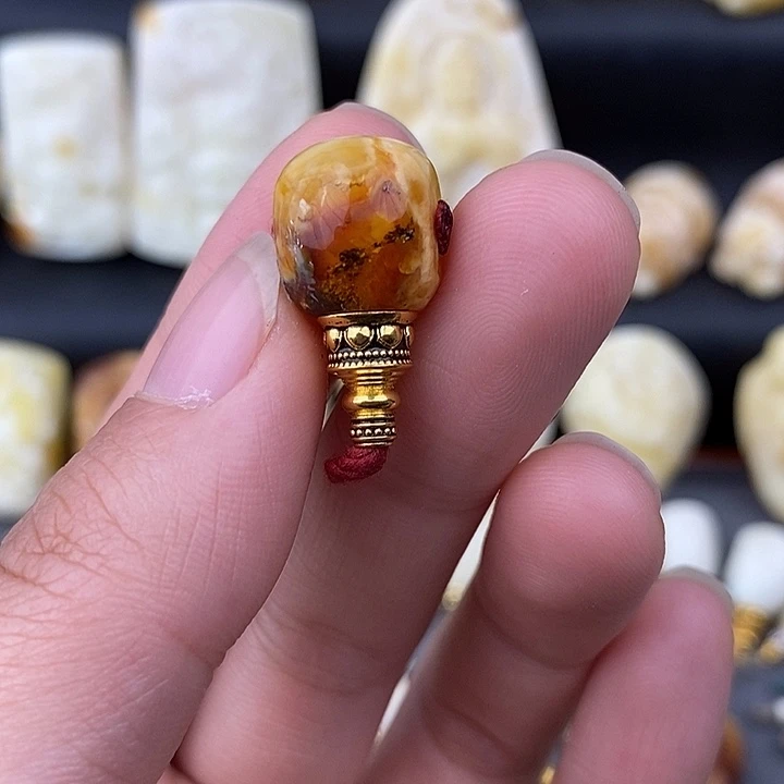 琥珀未镶嵌裸石11微瑕三通c553