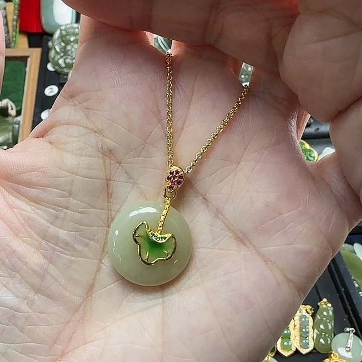 吊坠(赠链)银S925镶嵌和田玉