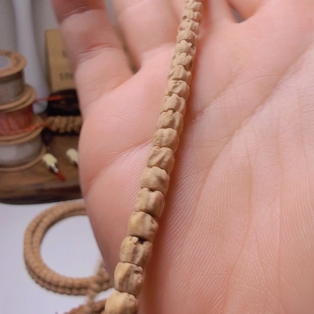 得***.柏香籽/百香籽吊坠