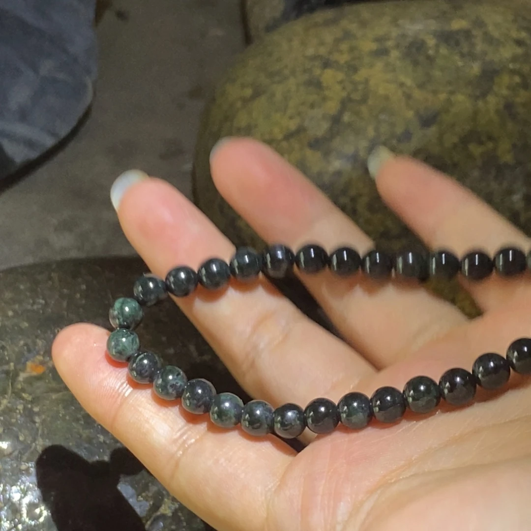 无***你未镶嵌蛇纹石玉药王石