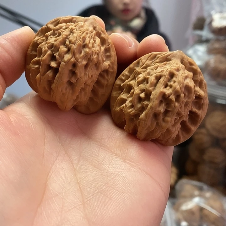 把件文玩核桃41霞云岭