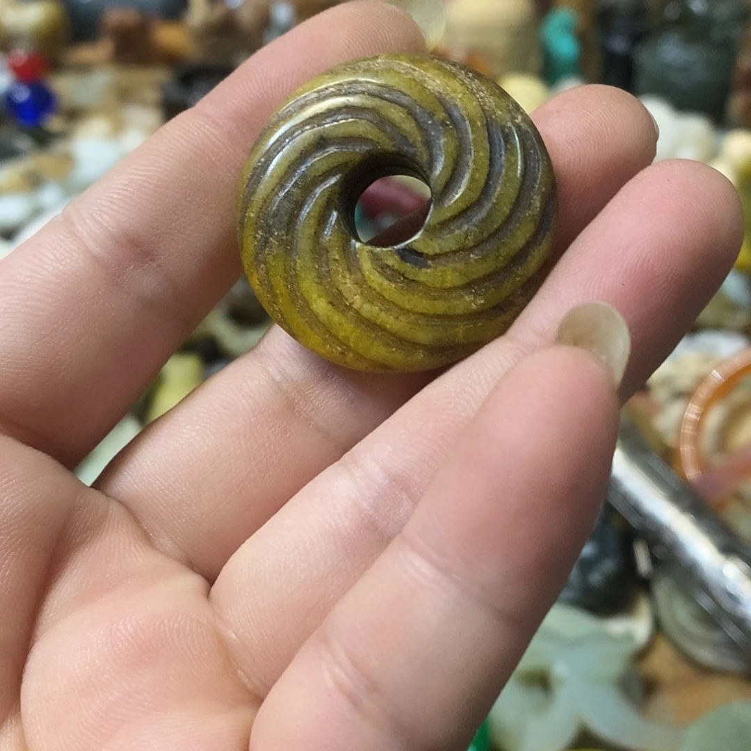 和田玉（糖玉）未镶嵌挂件