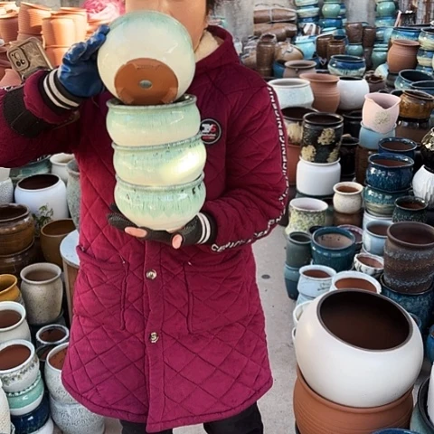 口16高10瑕疵盆子。