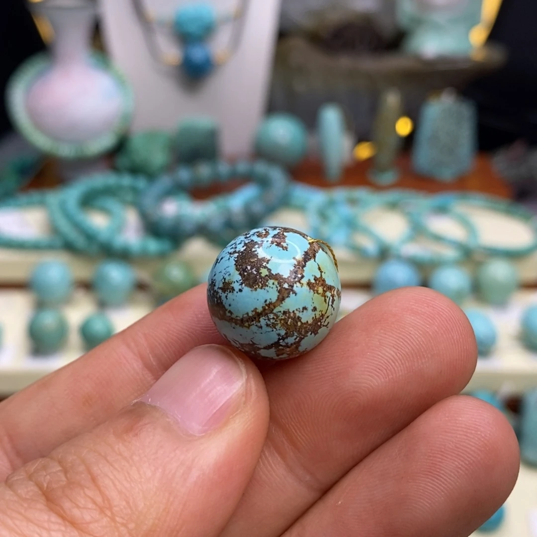 绿松石未镶嵌珠宝奇石