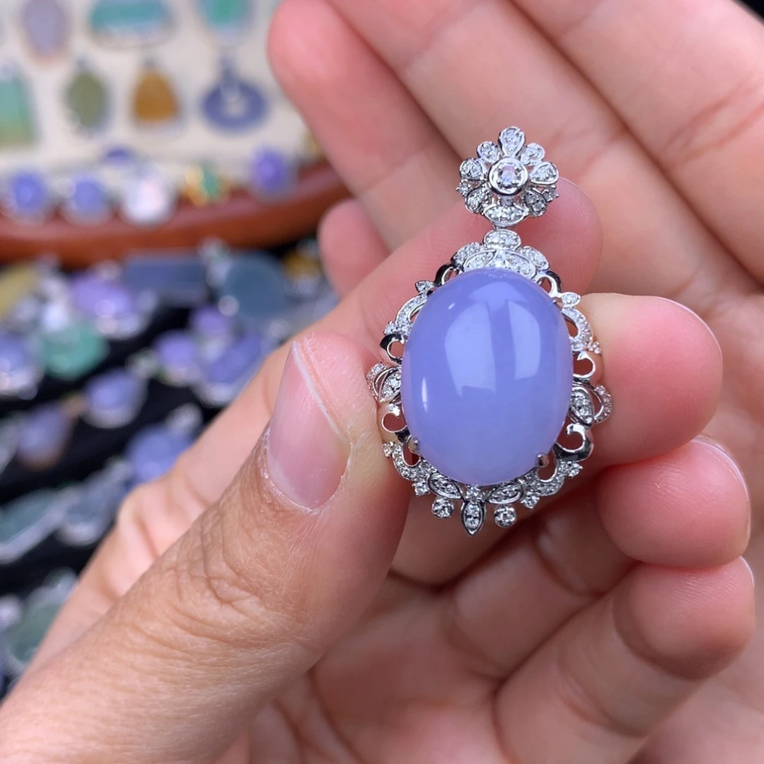 翡翠吊坠(不含链)18K金镶嵌