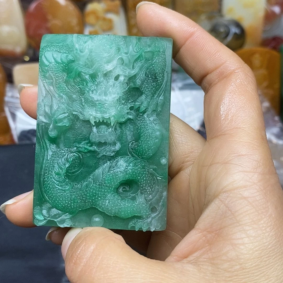 石英质玉颈饰未镶嵌