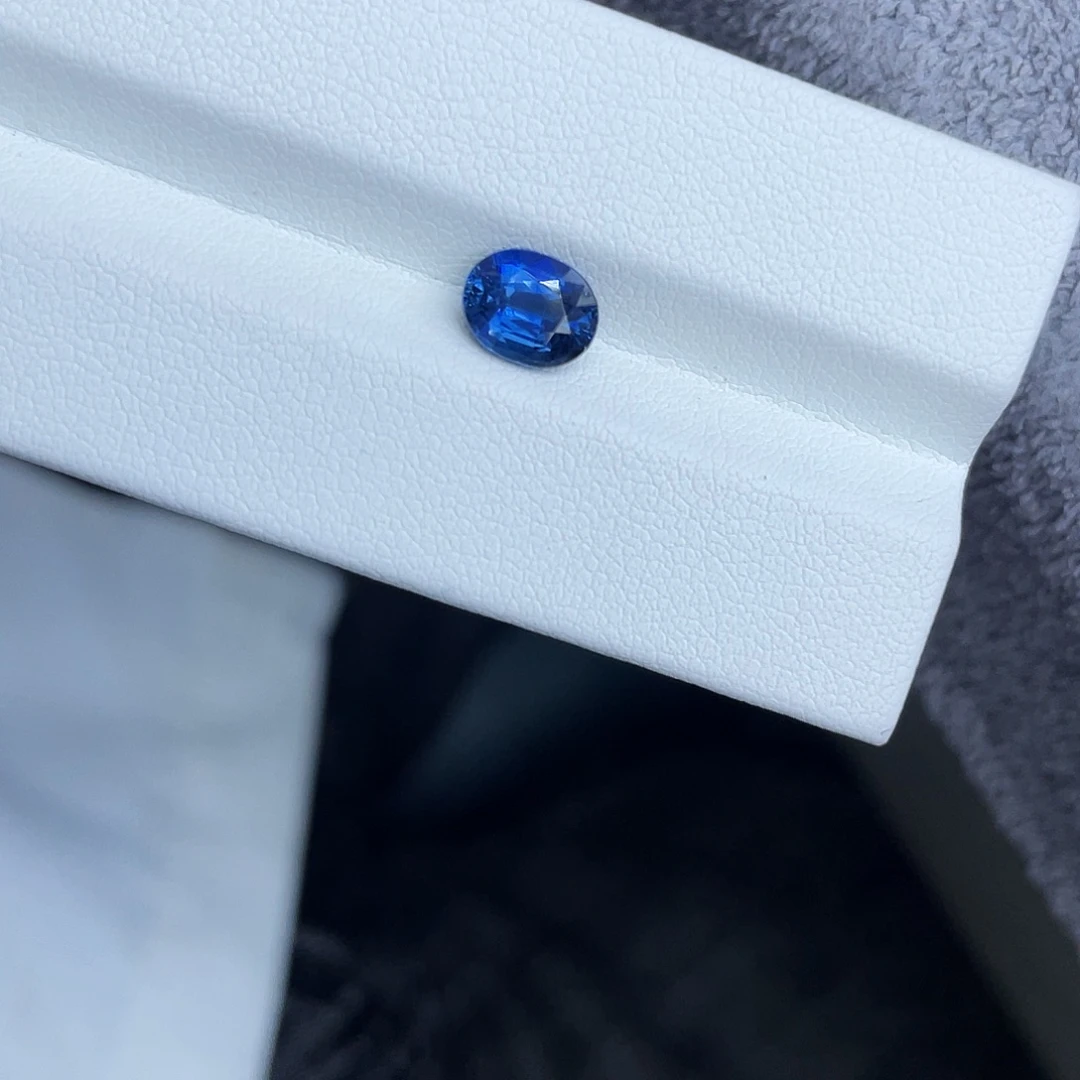 蓝宝石裸石1.453Ct