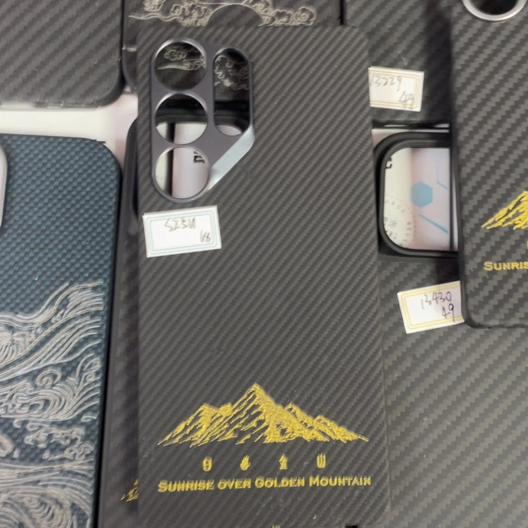 三星s25u精孔黑灰600d日照金山