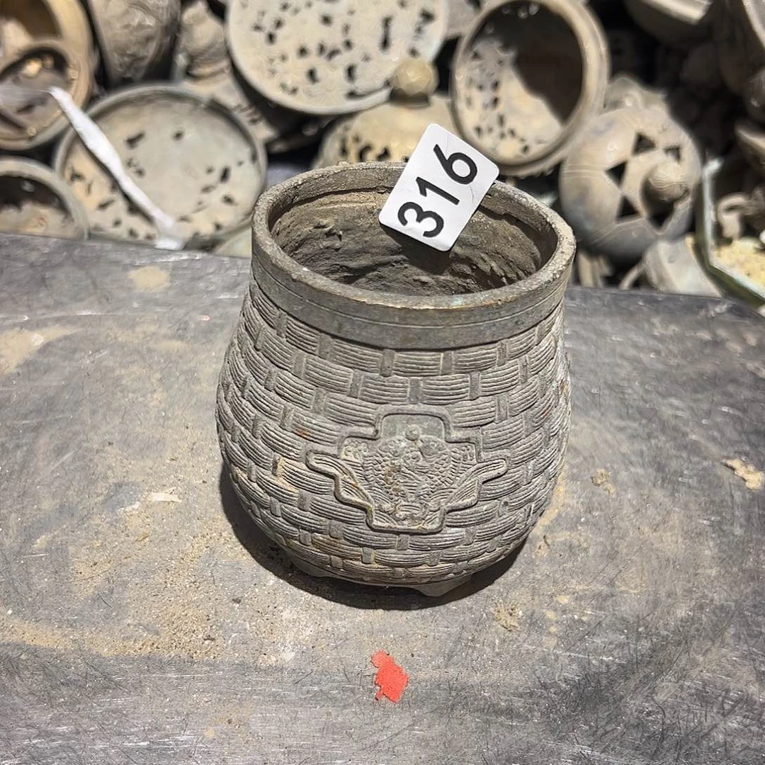 街****?微瑕疵黄铜摆件工艺品