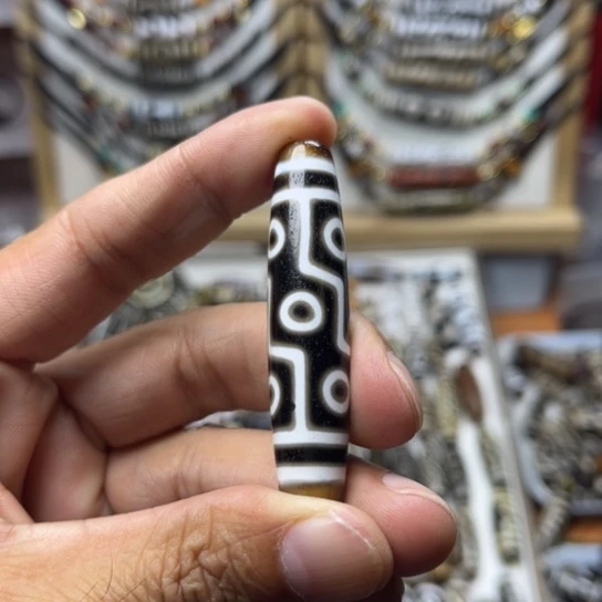 柚***皮玛瑙/玉髓未镶嵌颈饰