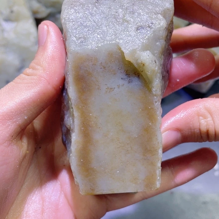 和田玉未镶嵌珠宝半成品