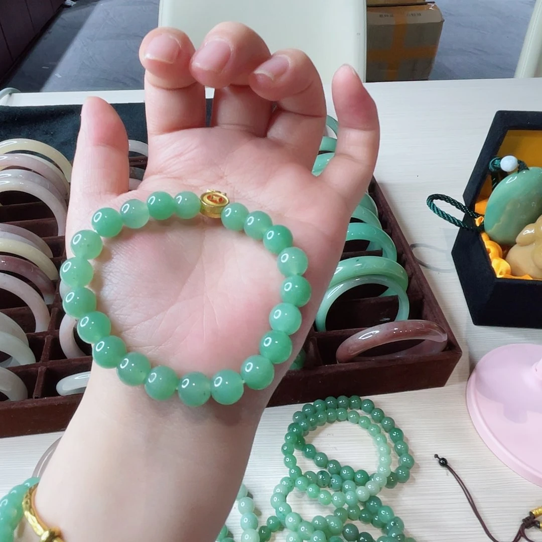 密玉（石英质玉）未镶嵌颈饰