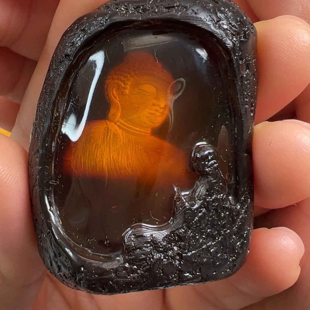 琥珀未镶嵌裸石琥珀