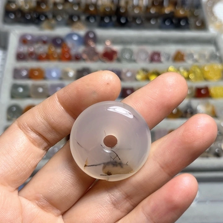 合金颈饰玛瑙/玉髓